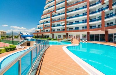 Zariadený 2-izb. apartmán v komplexe s mnohými aktivitami Alanya - Mahmutlar APM - 1