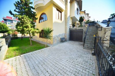 Zariadená 5 izbová vila len 700 metrov od pláže, Alanya - Kestel APM - 24