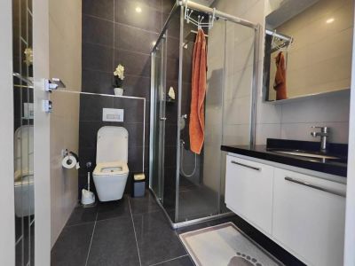 Zariadený mezonet apartmán s 3 spálňami a výhľadom na more Alanya - Tosmur APM - 19